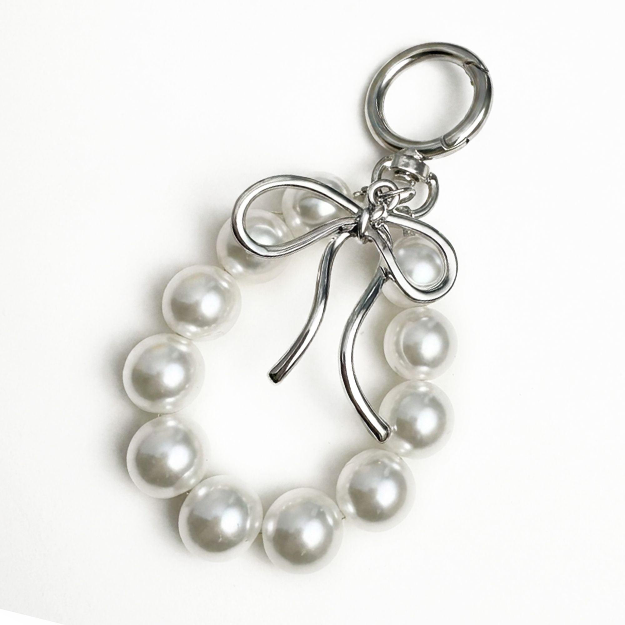 Beaded Bow Keychain with Round Bead Loop and Metal Clip Bag Charm