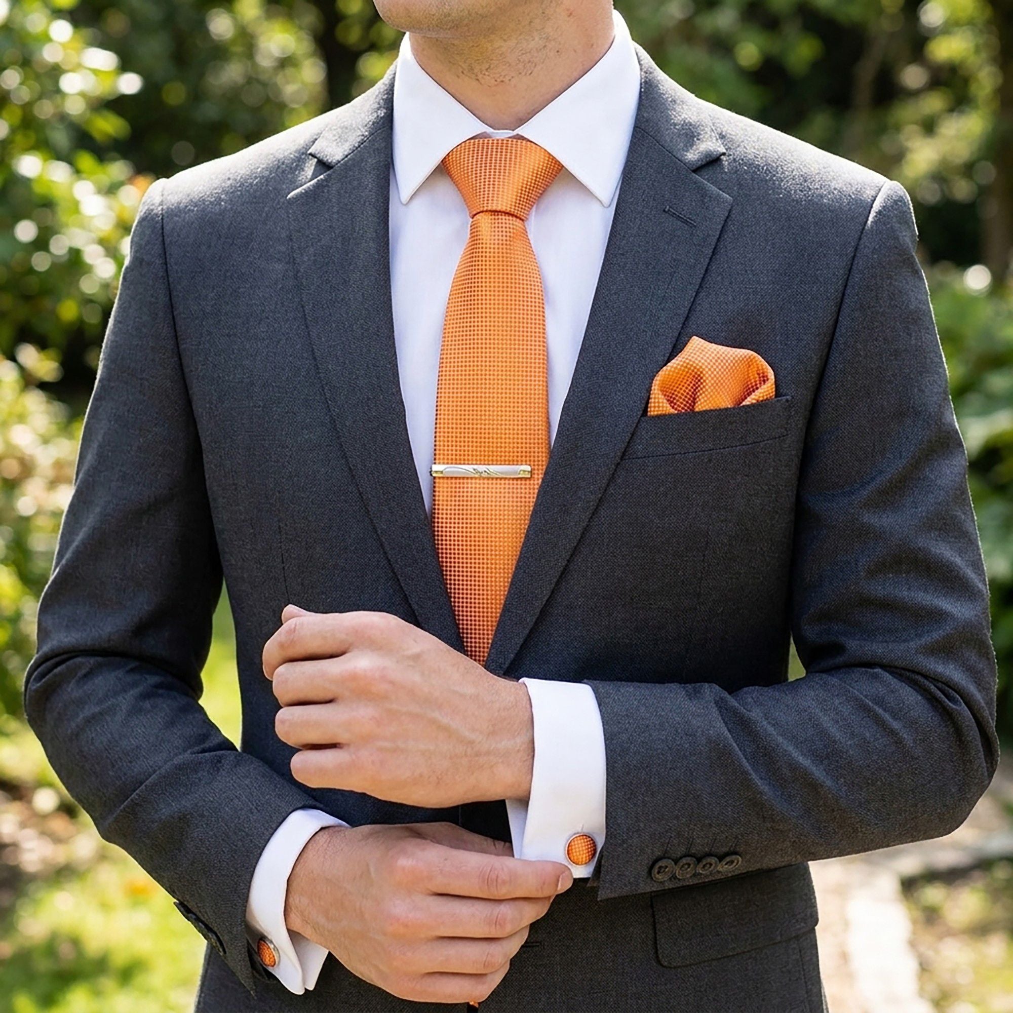 Men's Jacquard Woven Tie Set with Pocket Square Cufflinks and Tie Clip