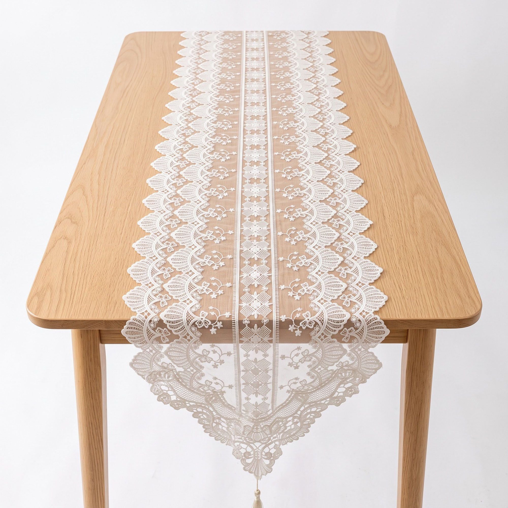 White Floral Lace Table Runner with Scalloped Edges 13.8x47.2in