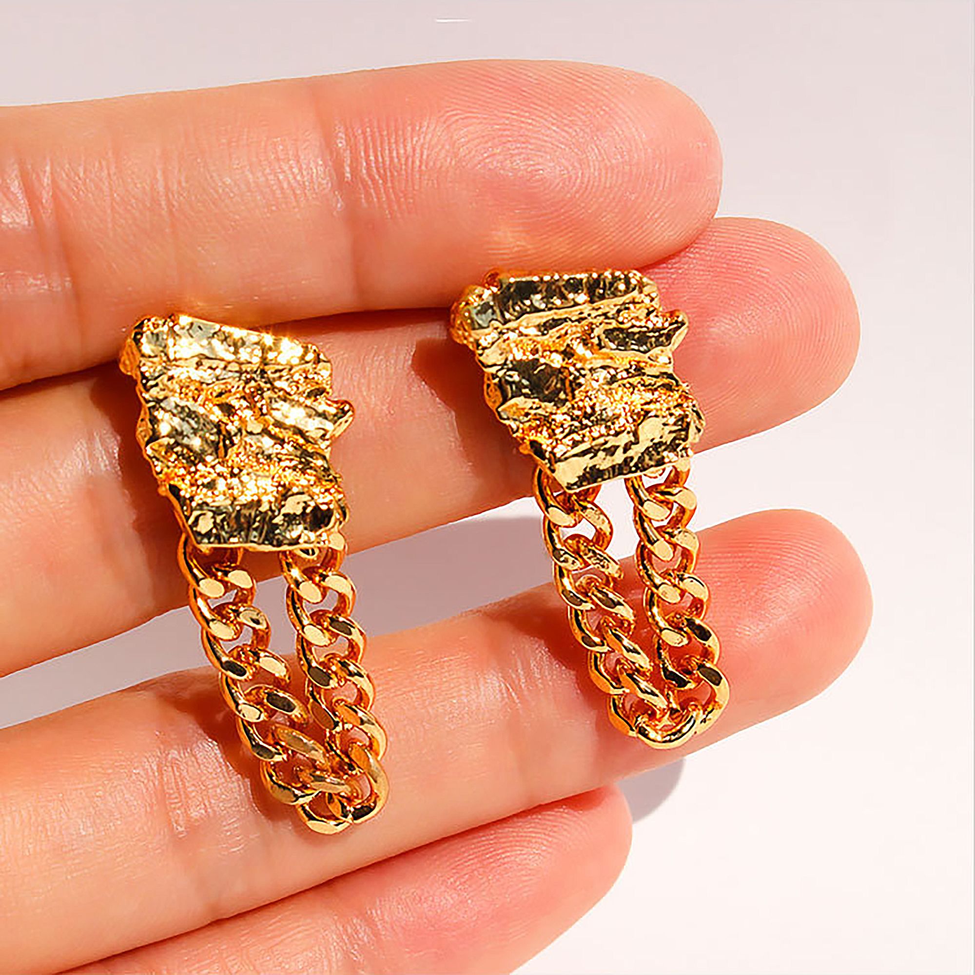 Women's Meteor Chain Drop Earrings - Edgy Statement Jewelry