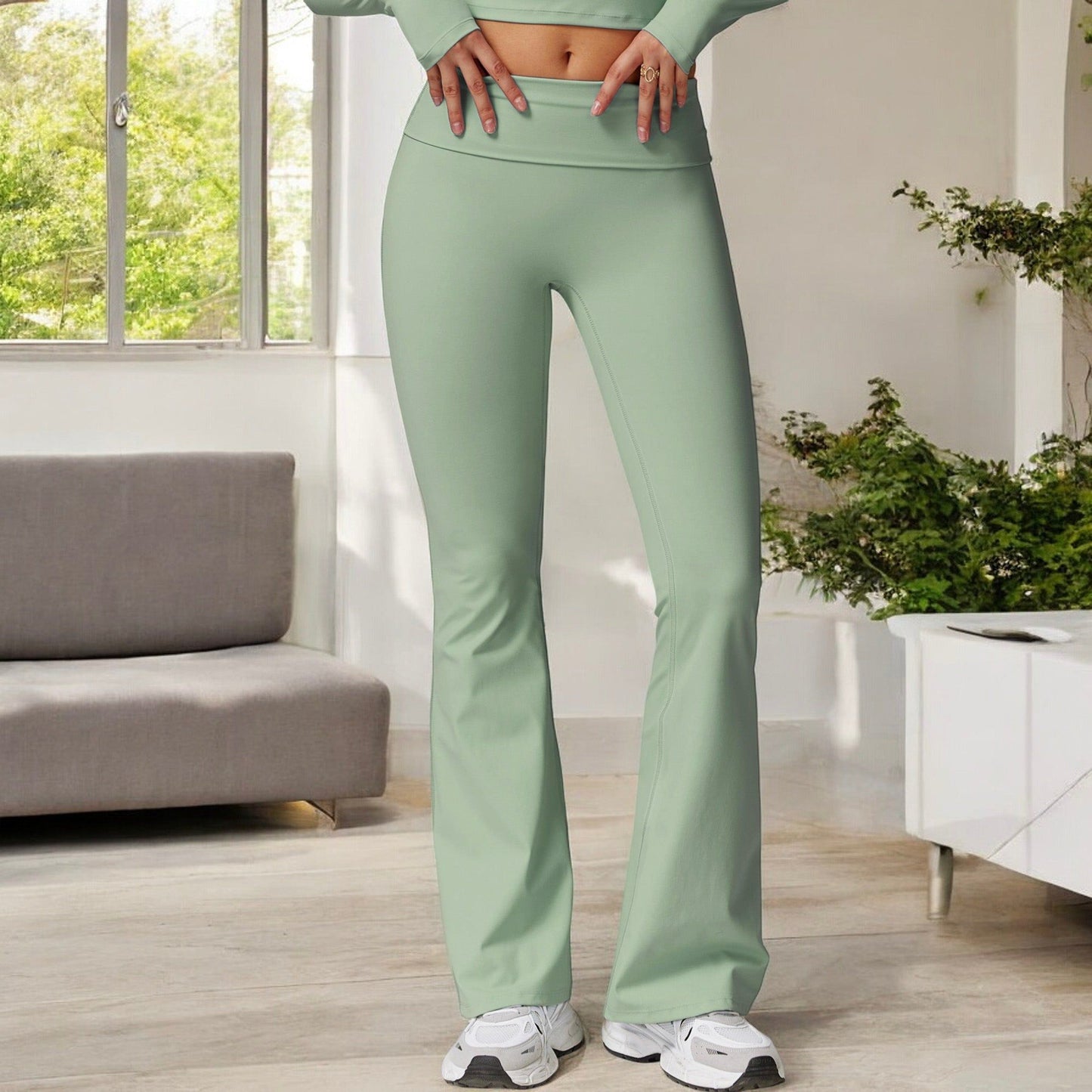 Flared High Waist Yoga Pants for Activewear and Everyday Comfort