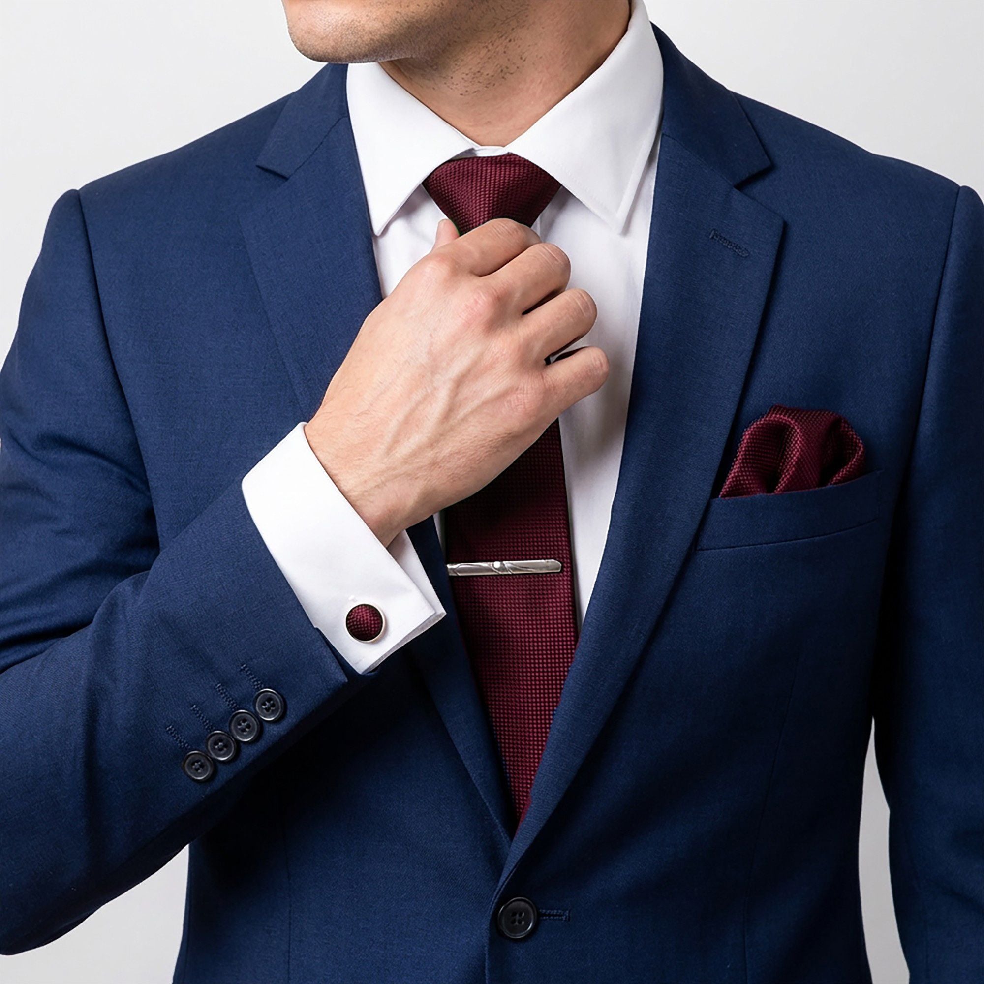 Men's Diamond Grid Pattern Tie Gift Set Necktie Pocket Square Cufflinks Tie Clip Formal Accessory Set