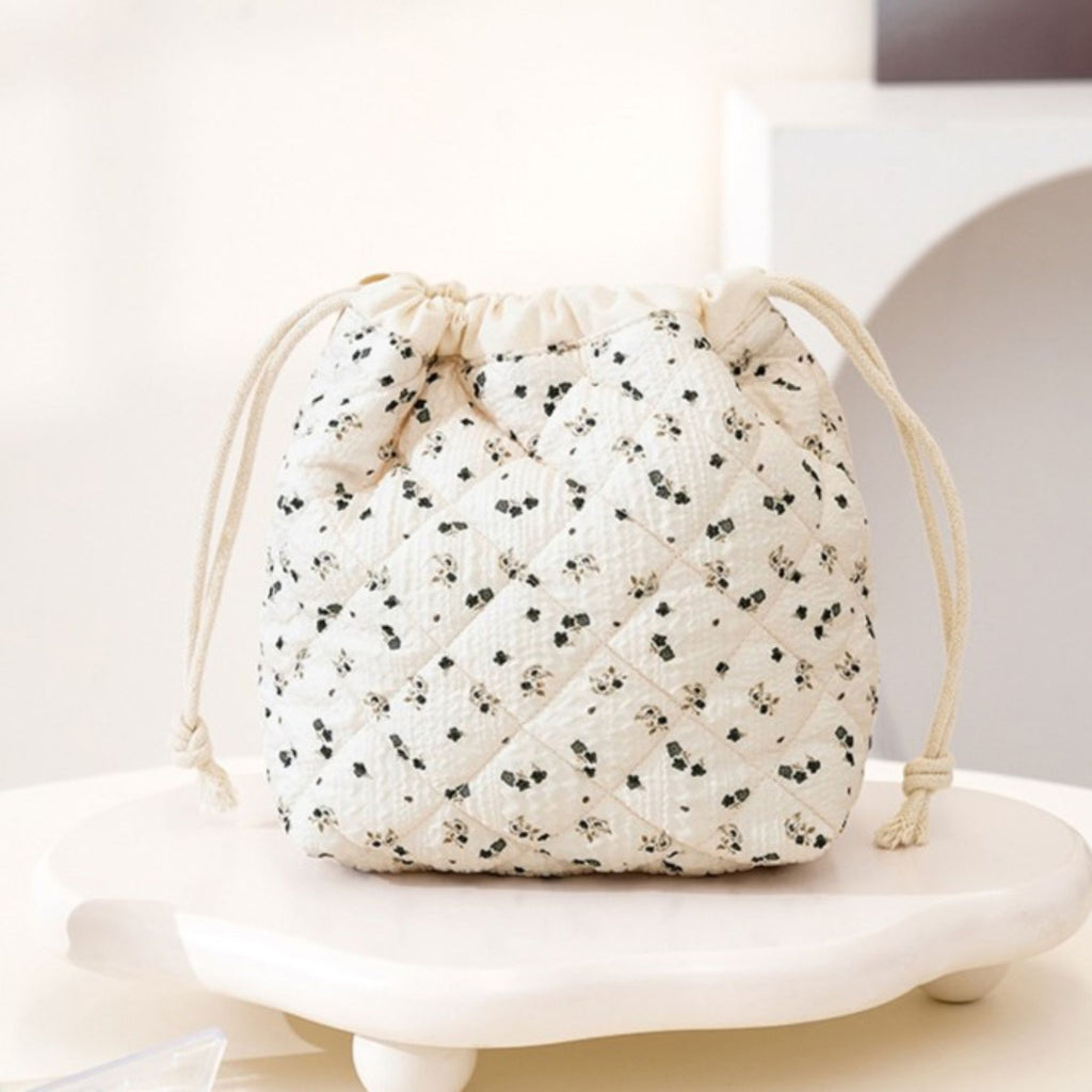 Quilted Drawstring Makeup Bag Large Capacity Portable Cosmetic Organizer Pouch