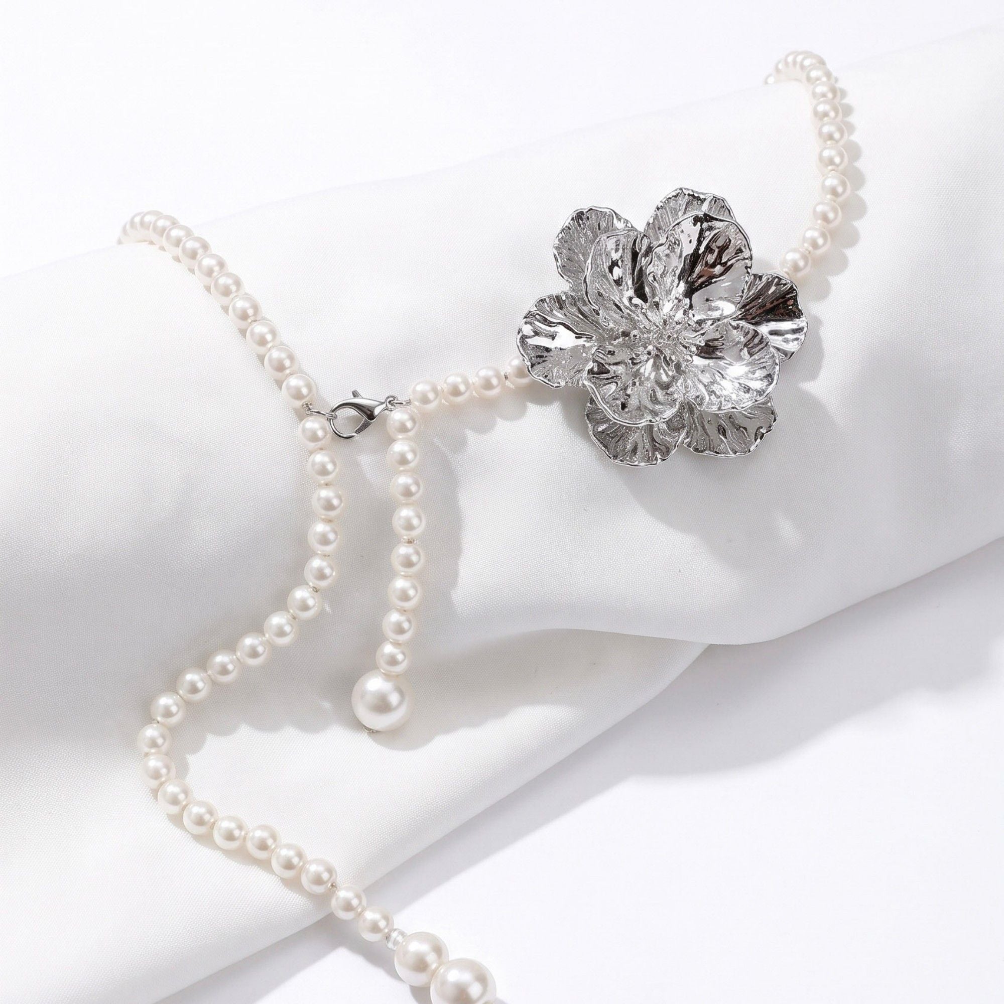Single Textured Floral Plastic Pearl Waist Chain Adjustable Vintage Statement Waist Jewelry 43.3in