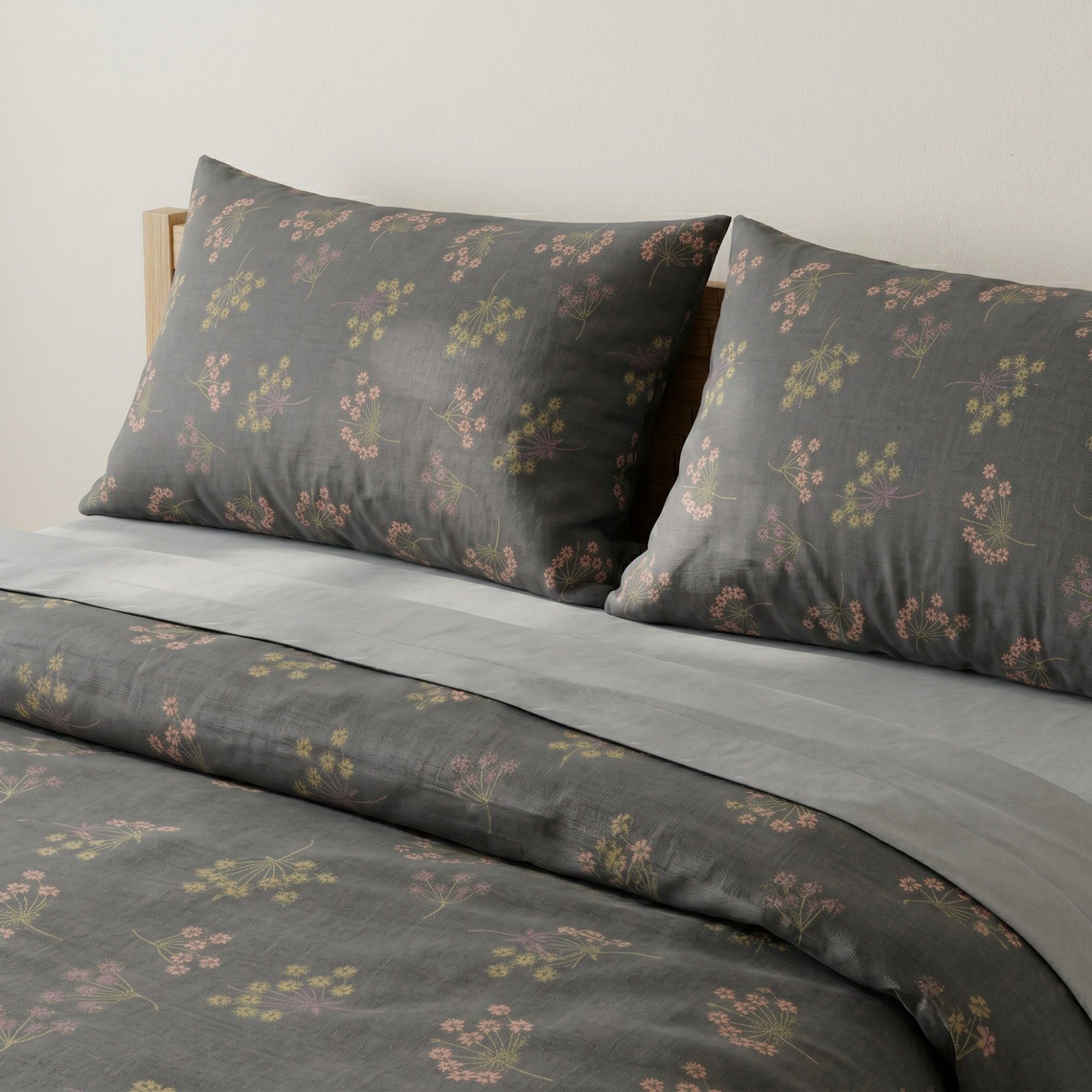 4-Piece Bedding Set with Floral Print Duvet Cover, Coordinating Pillowcases, and Flat Sheet for a Cozy Bedroom Makeover