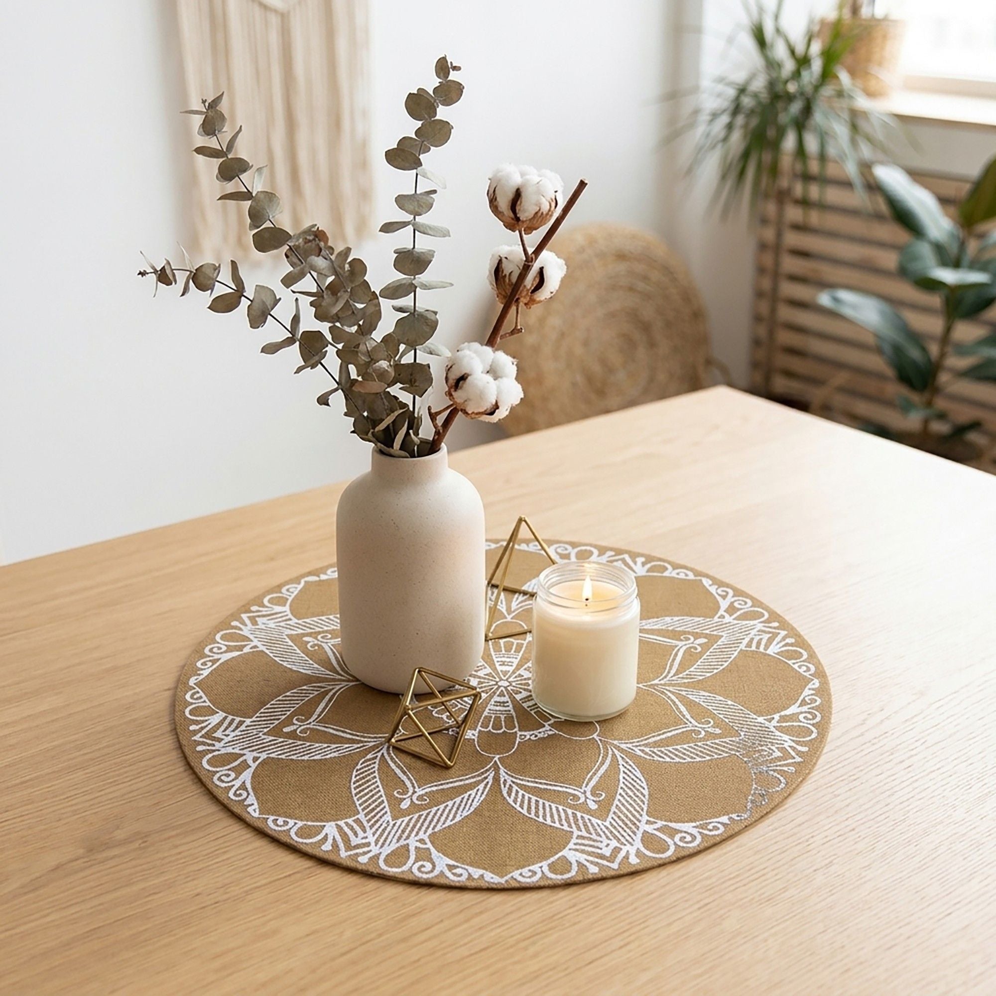 4 Piece Mandala Placemat Set Metallic PVC Heat Resistant Round Table Mats for Dining Table