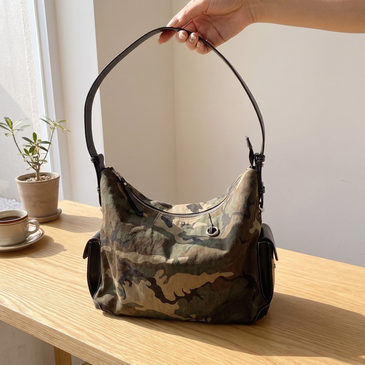 Camouflage Shoulder Bag Adjustable Strap Multi Pocket Hobo Handbag