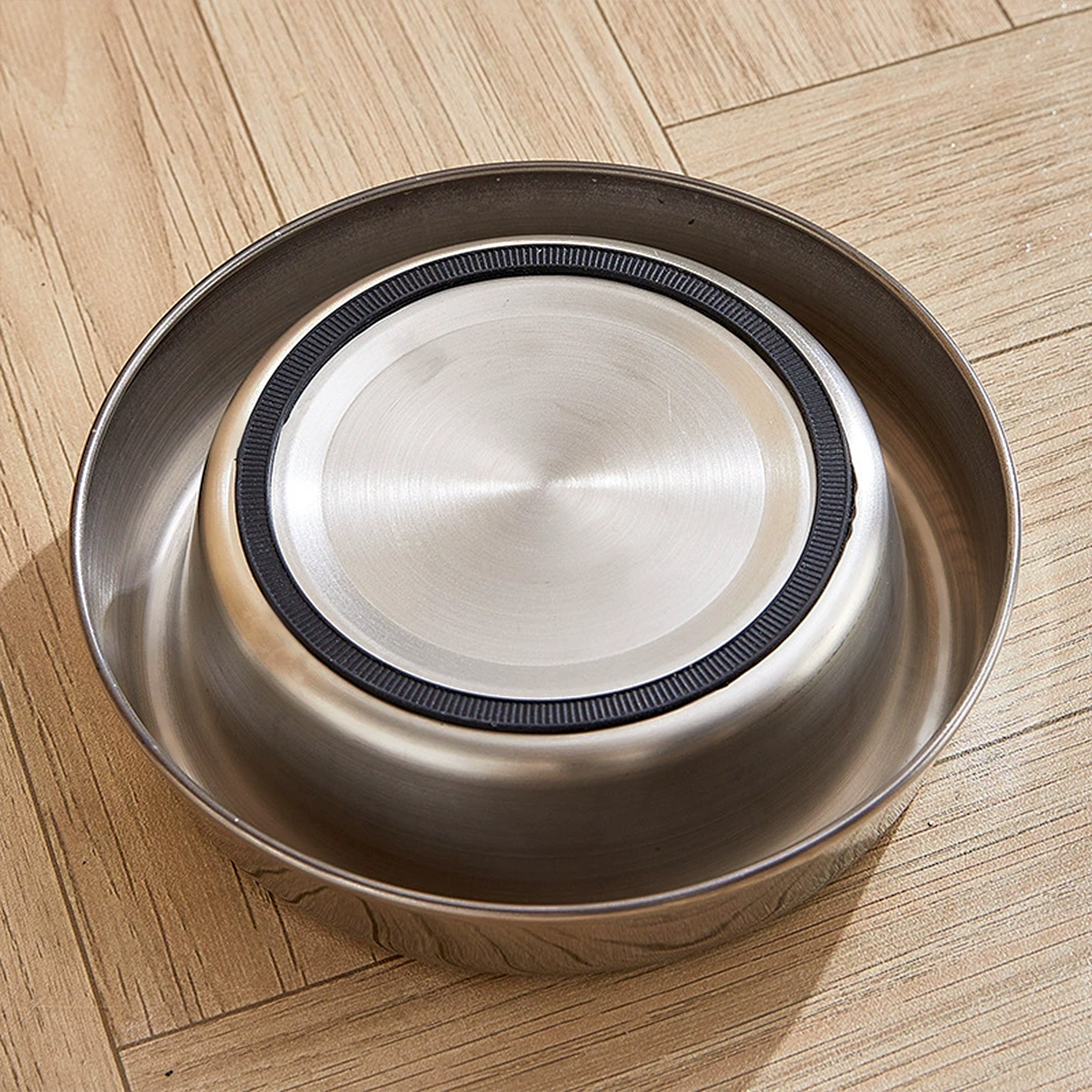 Anna-Kaci Stainless Steel Non-Slip Pet Bowls Set of 2 Food and Water Bowls for Cats and Small Dogs