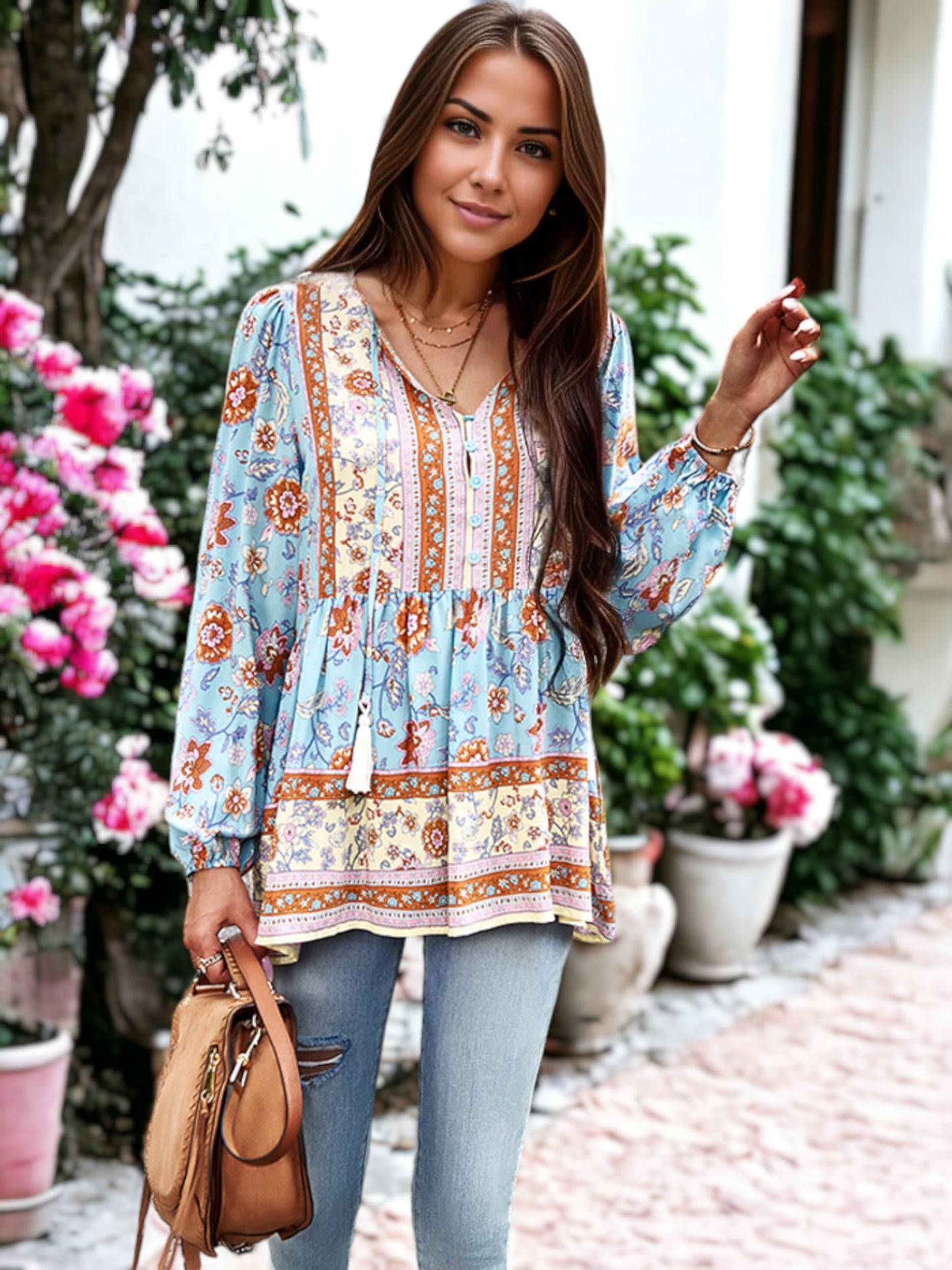 Blusa de manga larga con cuello en V y estampado bohemio de cachemira