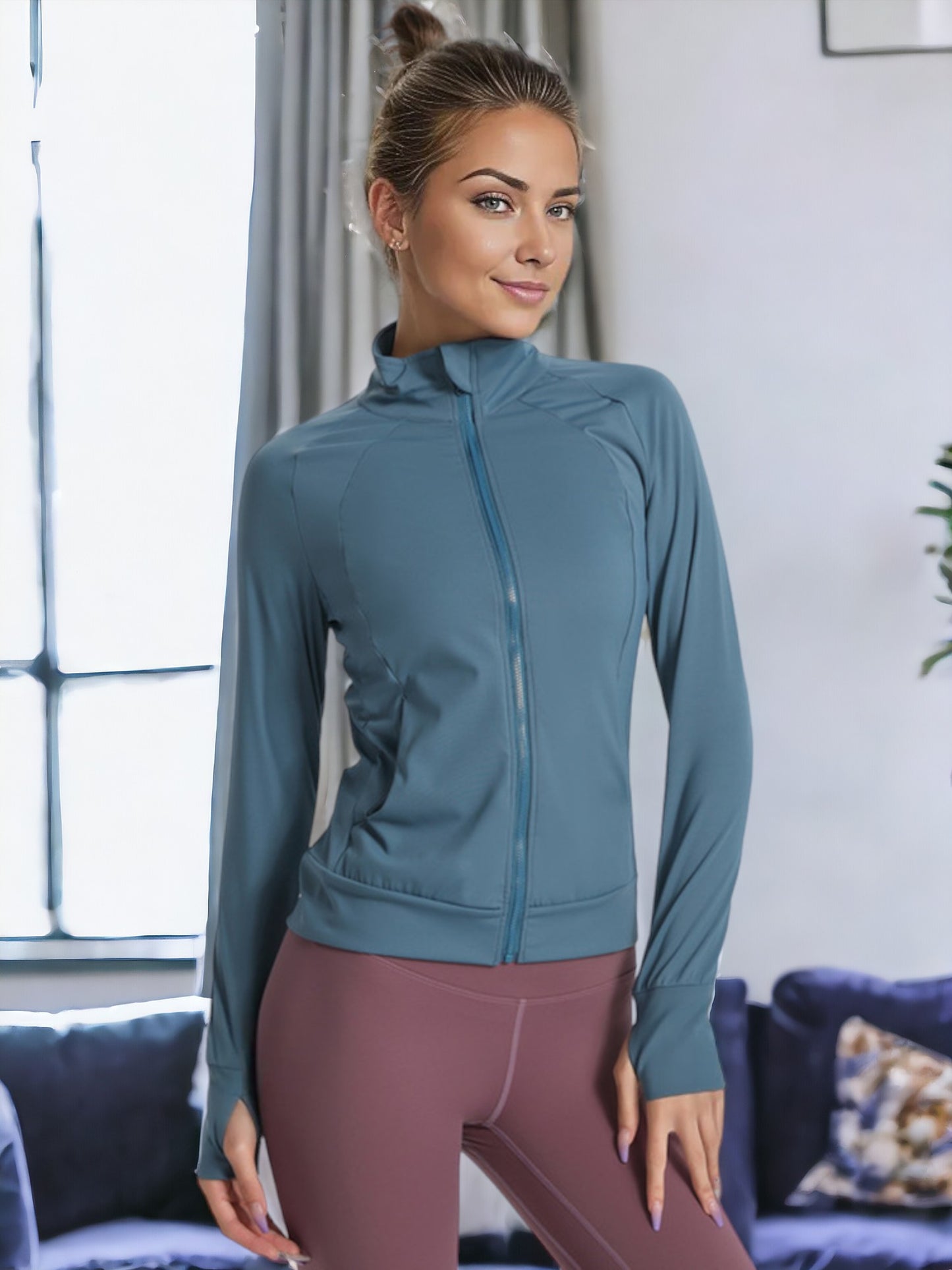 Sun Protection Long Sleeved Zippered Front Tight Fitting Sports Jacket