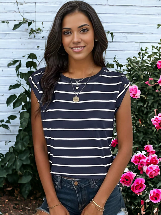 Short Sleeved Striped Pattern T-Shirt