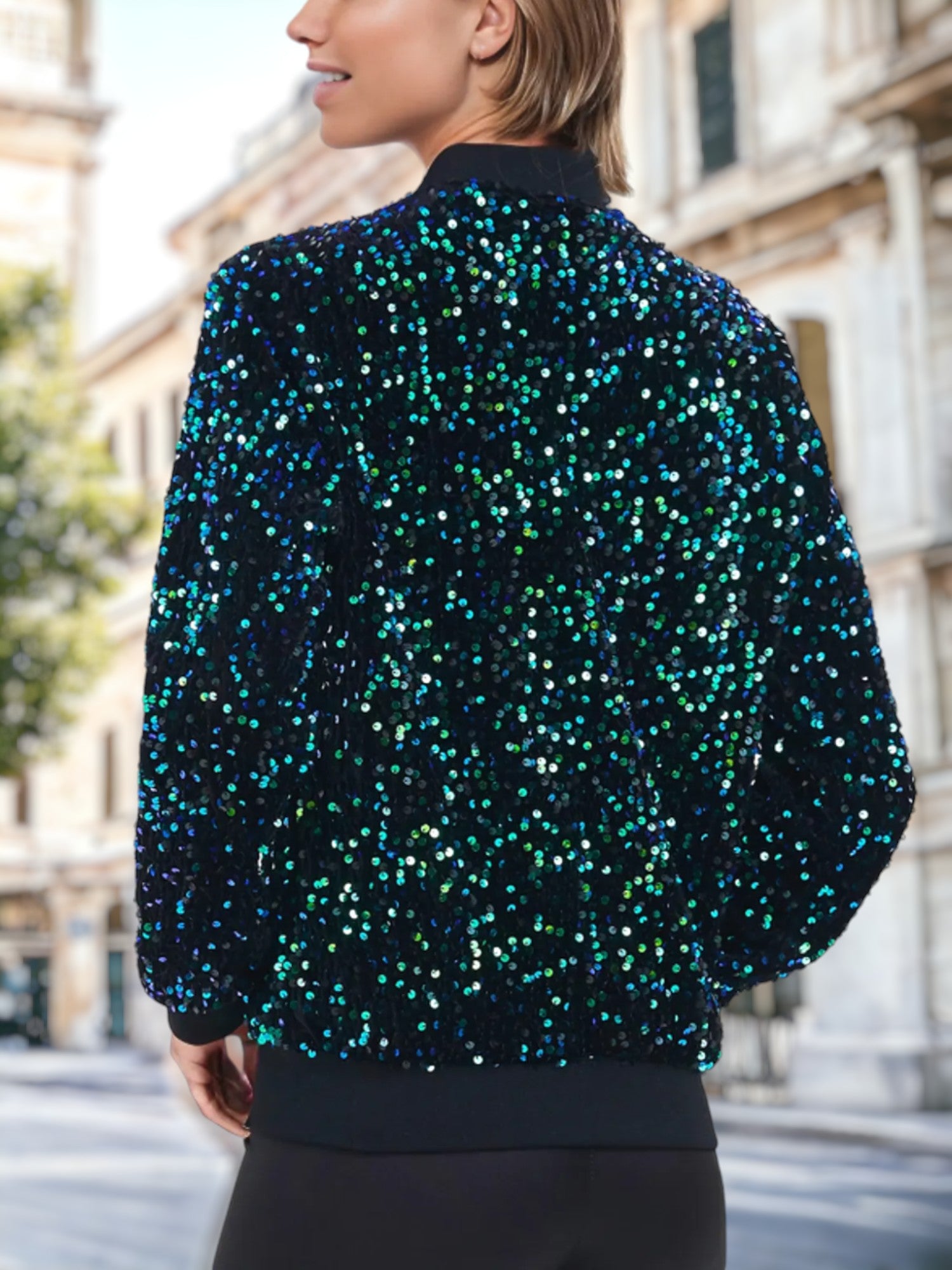 Chaqueta bomber con cremallera y base de terciopelo con lentejuelas