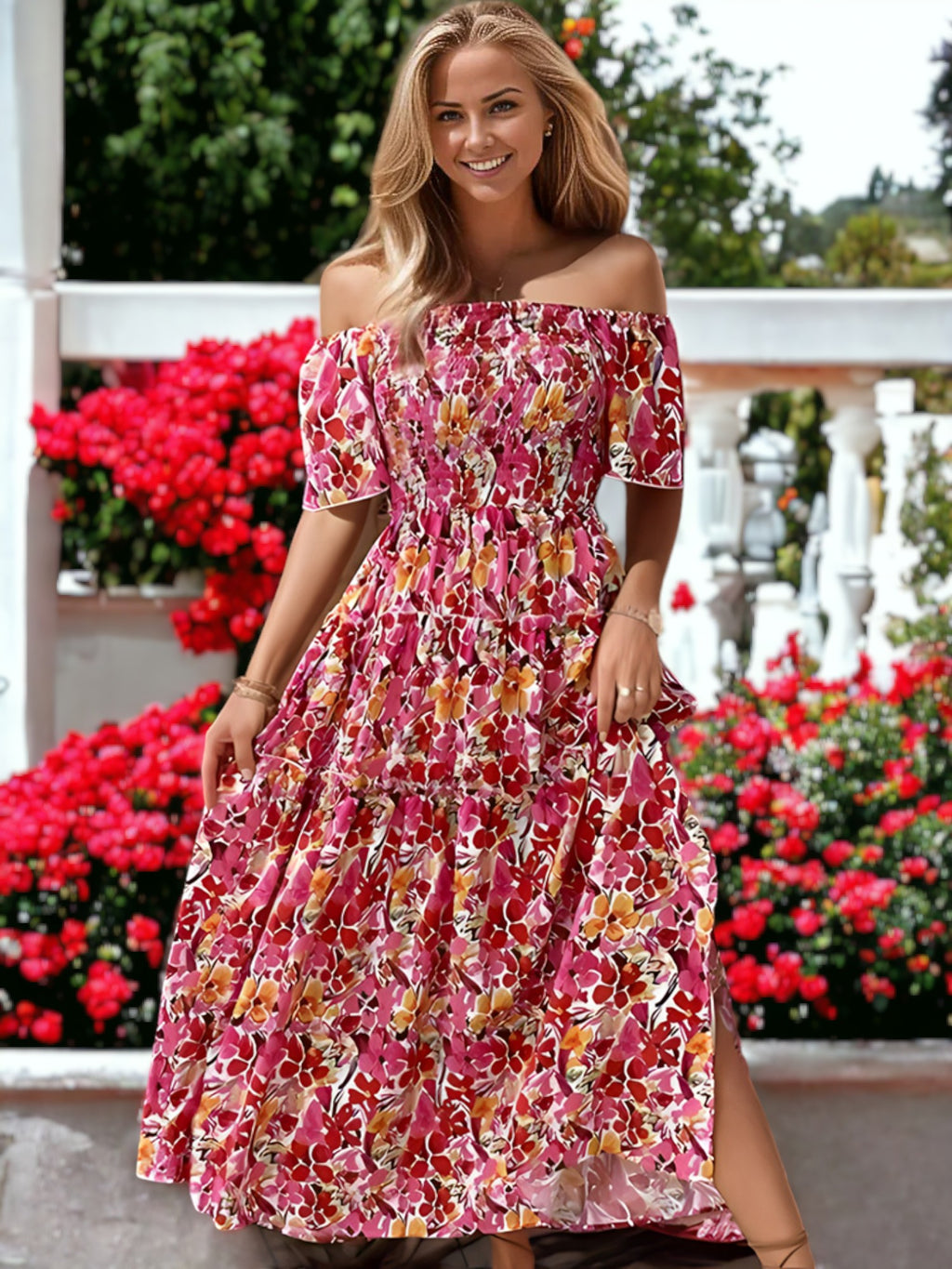 Vestido largo con volantes y hombros descubiertos con estampado floral