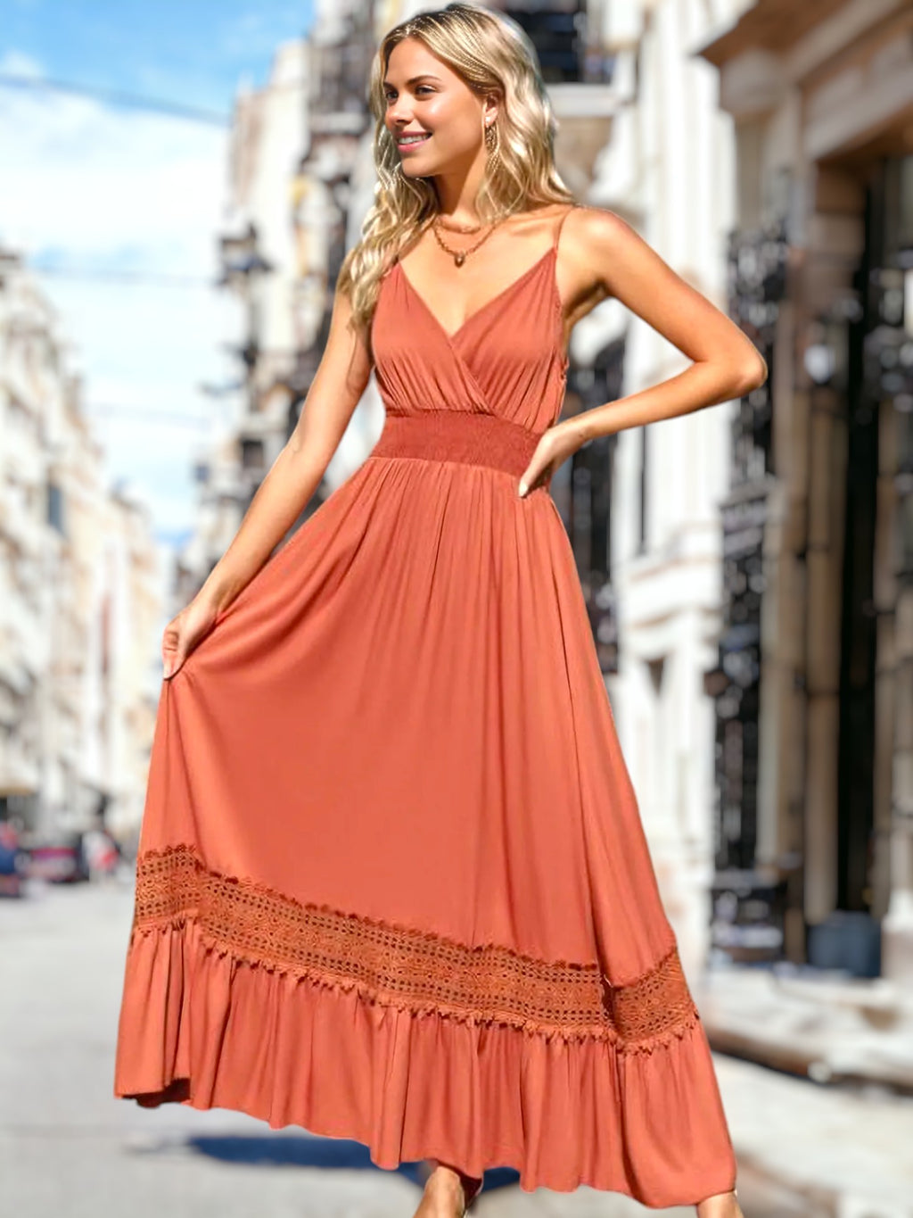 Vestido de encaje de crochet con cintura fruncida 