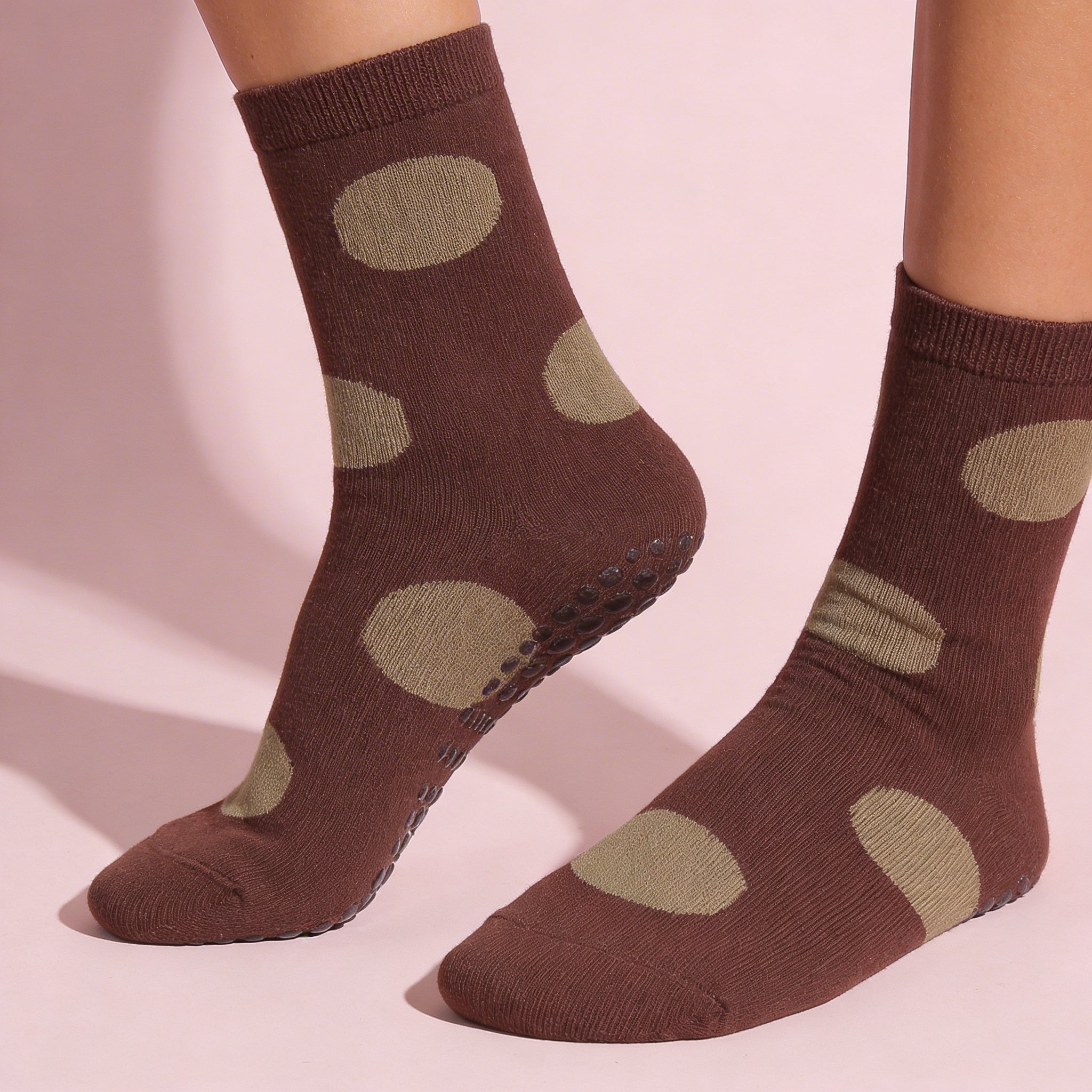 Anna-Kaci 2 Pairs Womens Polka Dot Cotton Crew Socks with Non Slip Grip Sole