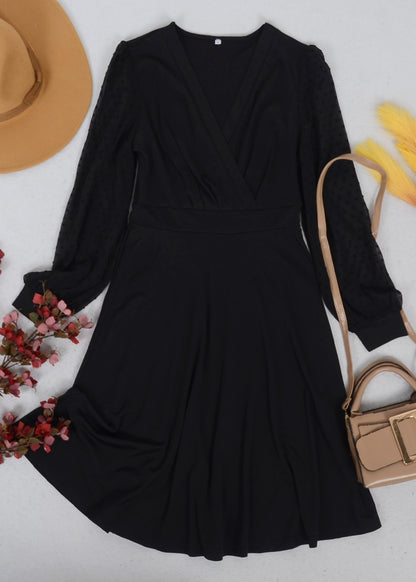 Vestido de manga larga con lunares suizos transparentes