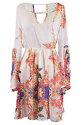 Vestido de gasa con cuello en forma de ojo de cerradura y mangas acampanadas con estampado floral Follow Me de Audrey 3+1 Pretty