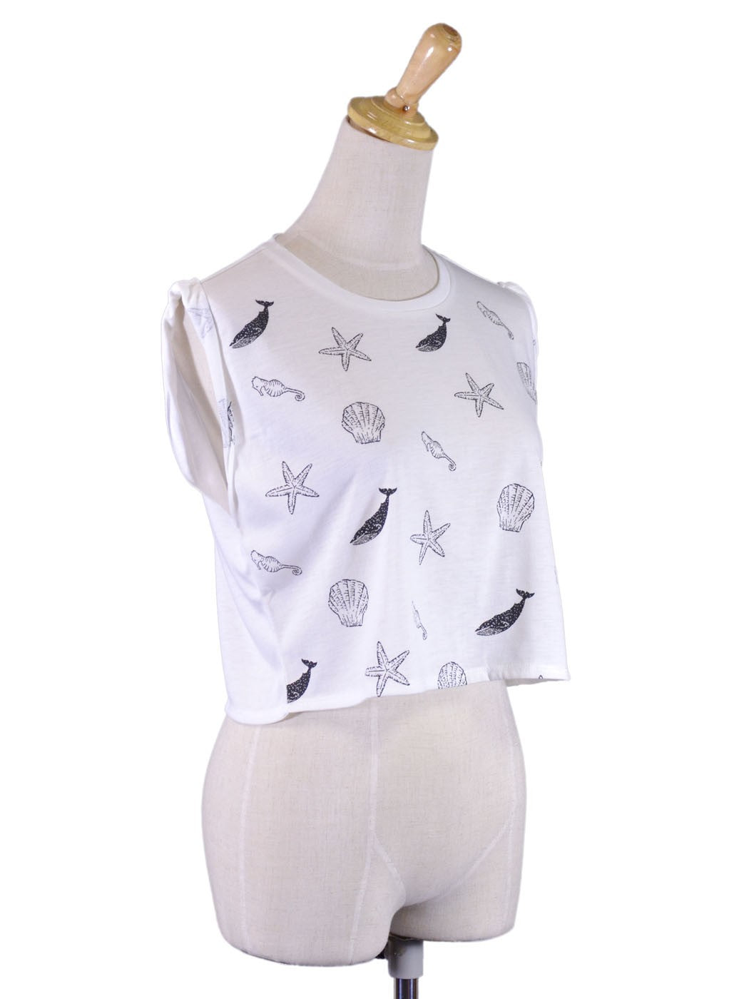 En Creme Aquatic Collection Black and White Print Muscle Shirt Cropped Tee