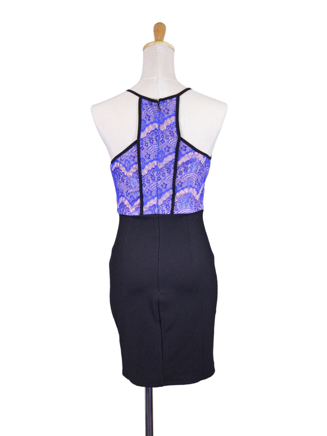 Lujoso y lujoso vestido de cóctel ajustado de noche con encaje delicado en azul real