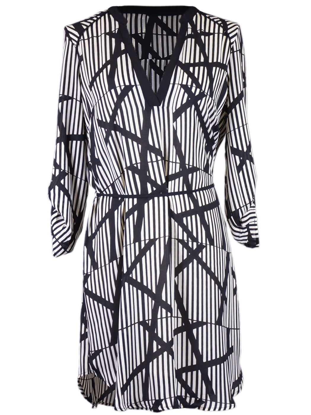 Vestido camisero con mangas en contraste en blanco y negro, abstracto y profesional, de estilo exuberante