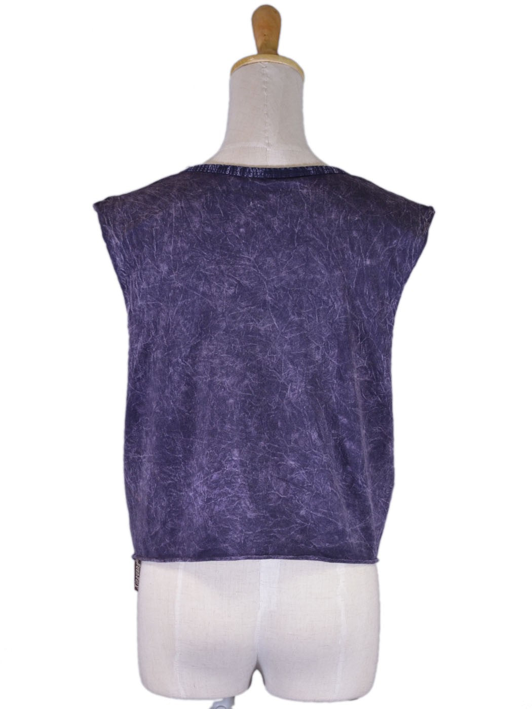 Camiseta azul oscuro con la portada del álbum de Penny Lane inspirada en el estilo vintage de The Classic Brand