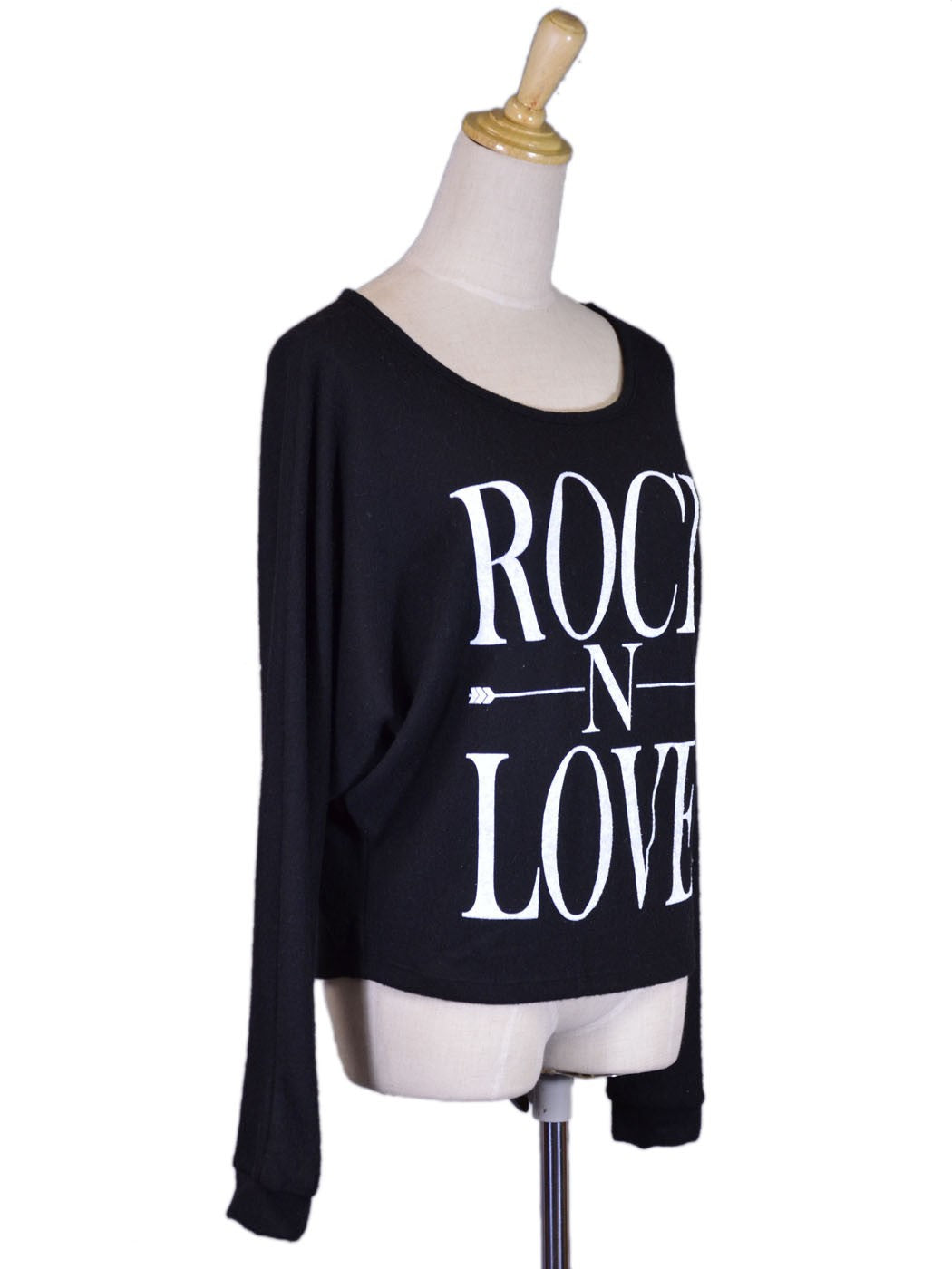 La clásica camiseta informal de manga larga con logo en forma de corazón y bandera británica de Rock-N-Love