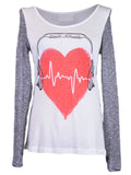 Top de punto clásico informal con mangas largas y mensaje en la espalda Our Hearts Have Beats