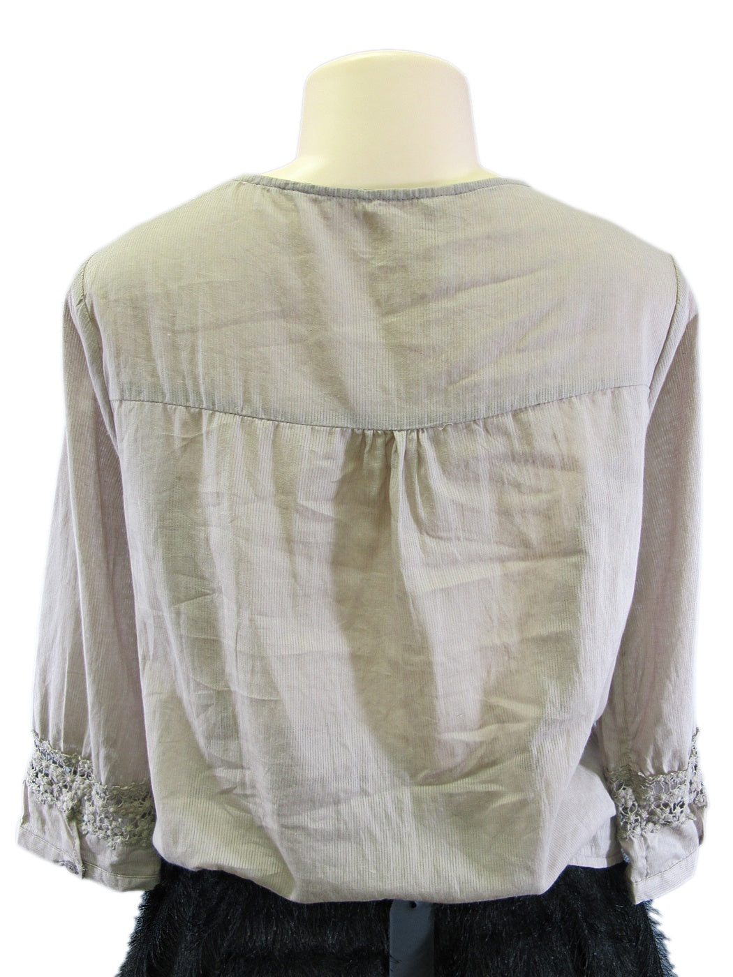 Bonita blusa campesina de crochet con ribete de cuentas en color topo y cintura fruncida para mujer, fabricada en EE. UU.