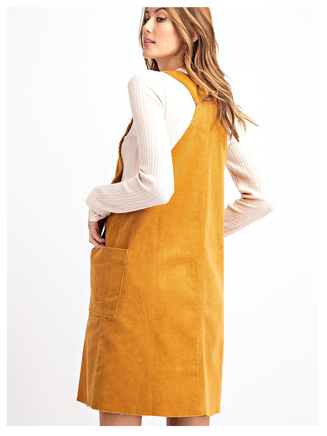 Vestido tipo peto de pana con bolsillos