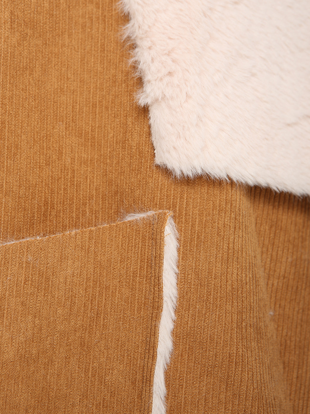 Chaleco de piel sintética de corderoy