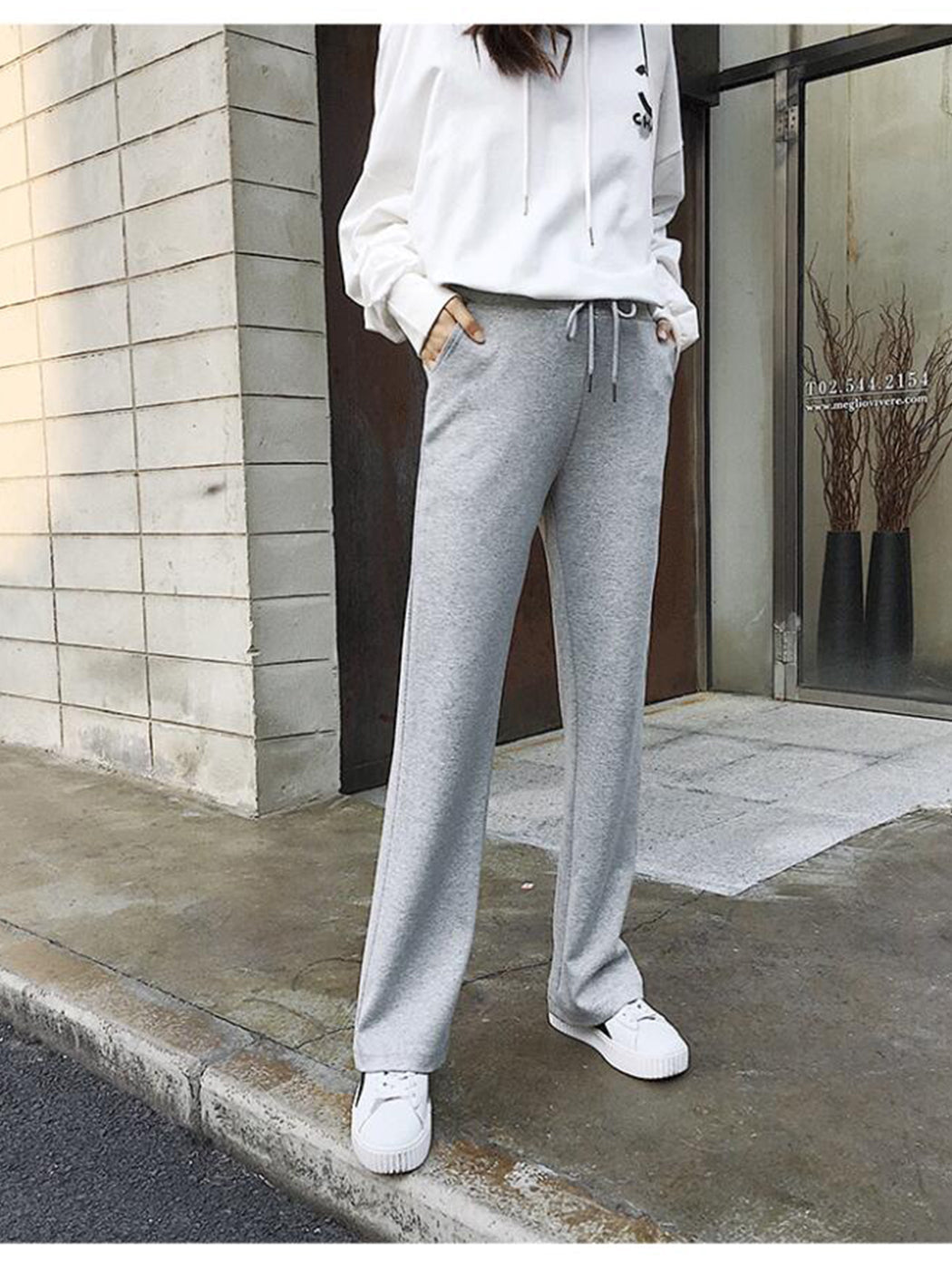 Relaxed Fit Drawstring Pocket Joggers