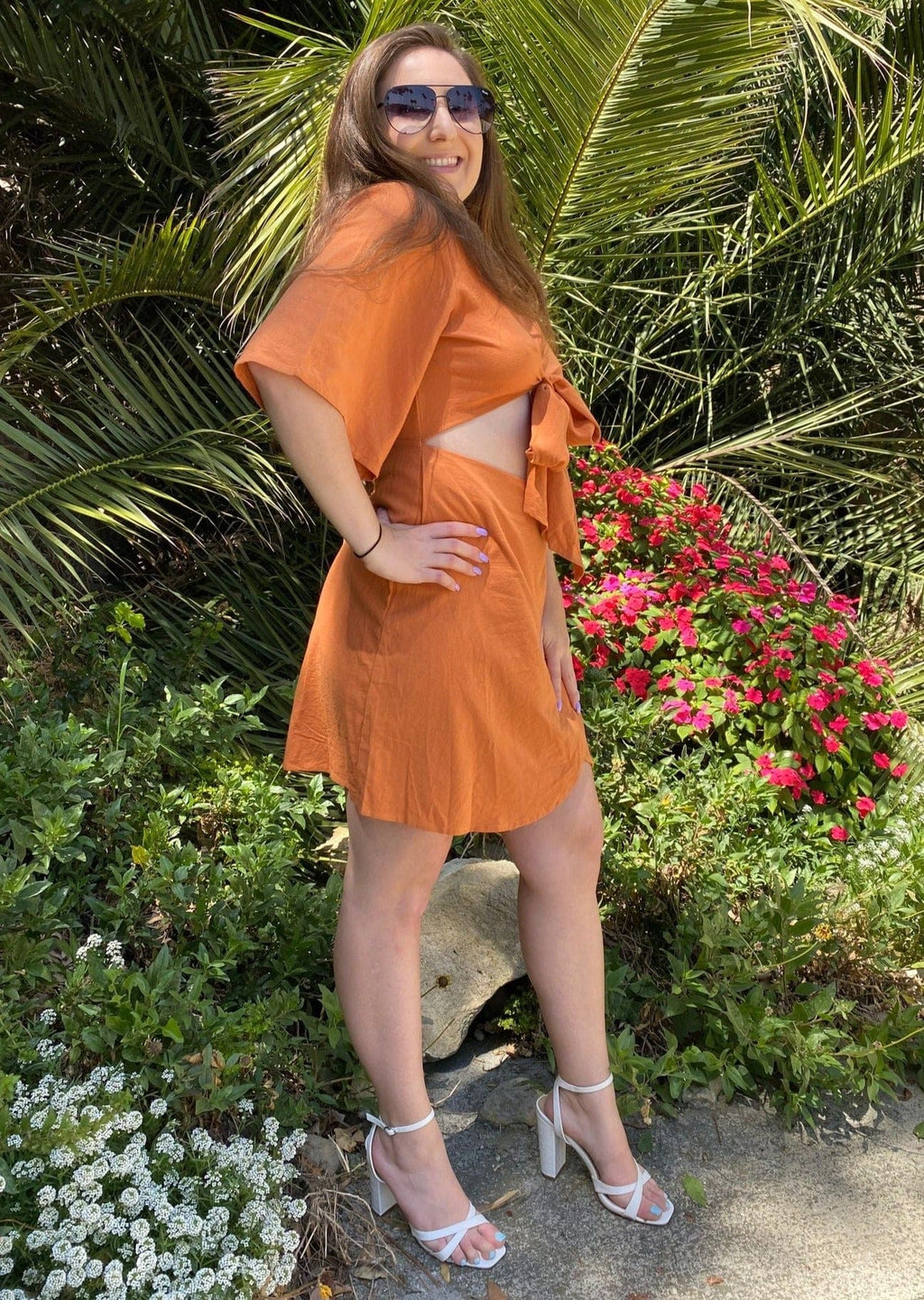Vestido Paradise con lazo en la parte delantera