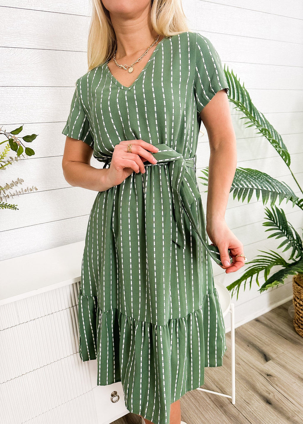 Vestido cruzado a rayas 