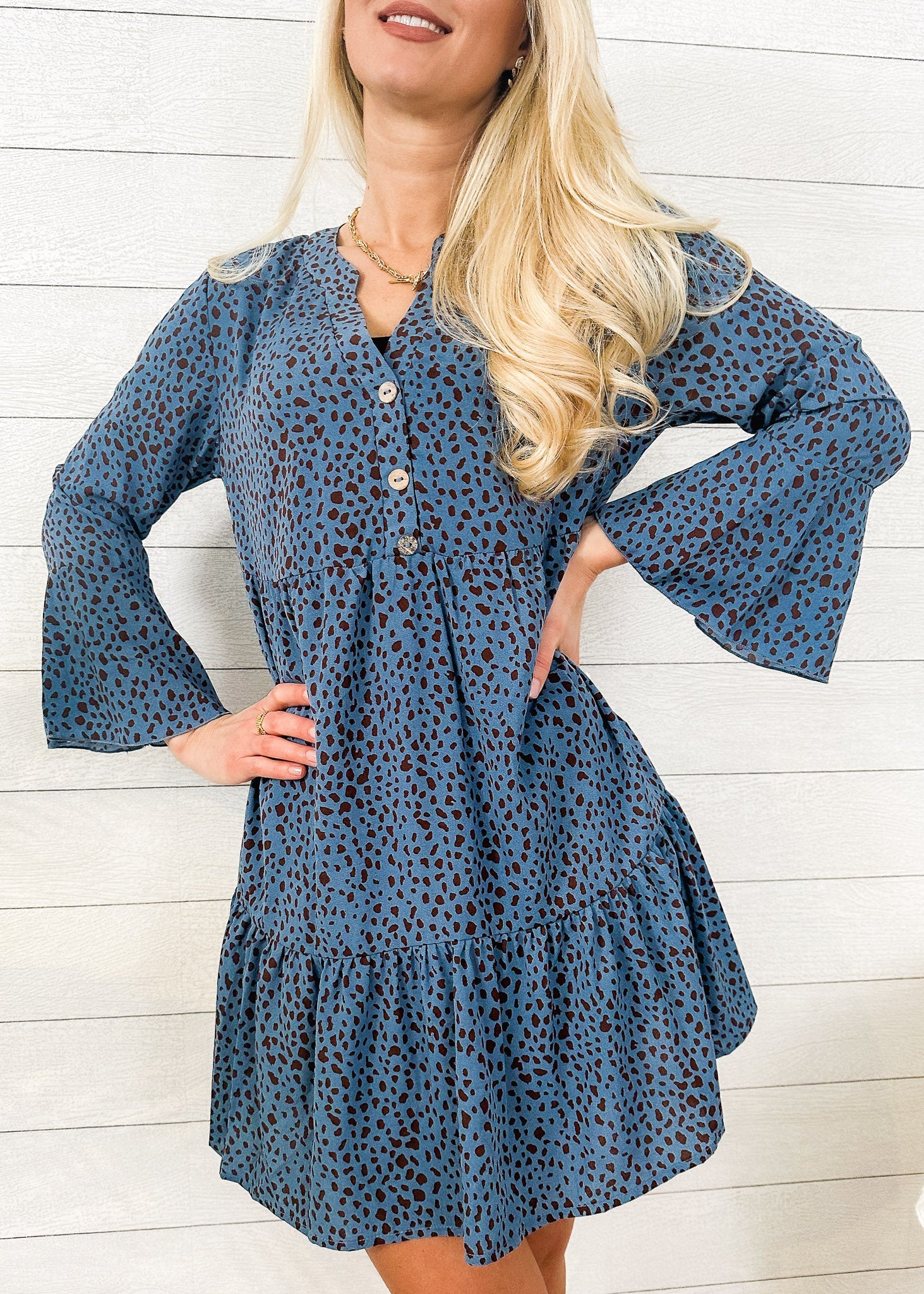 Vestido de manga larga con estampado de lunares 