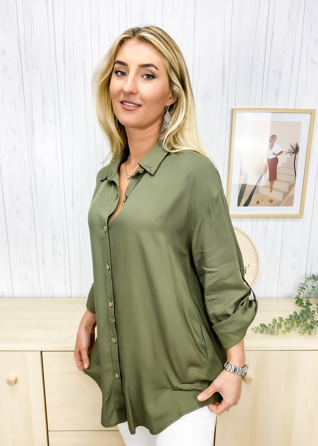 Blusa de corte relajado con botones en la parte delantera