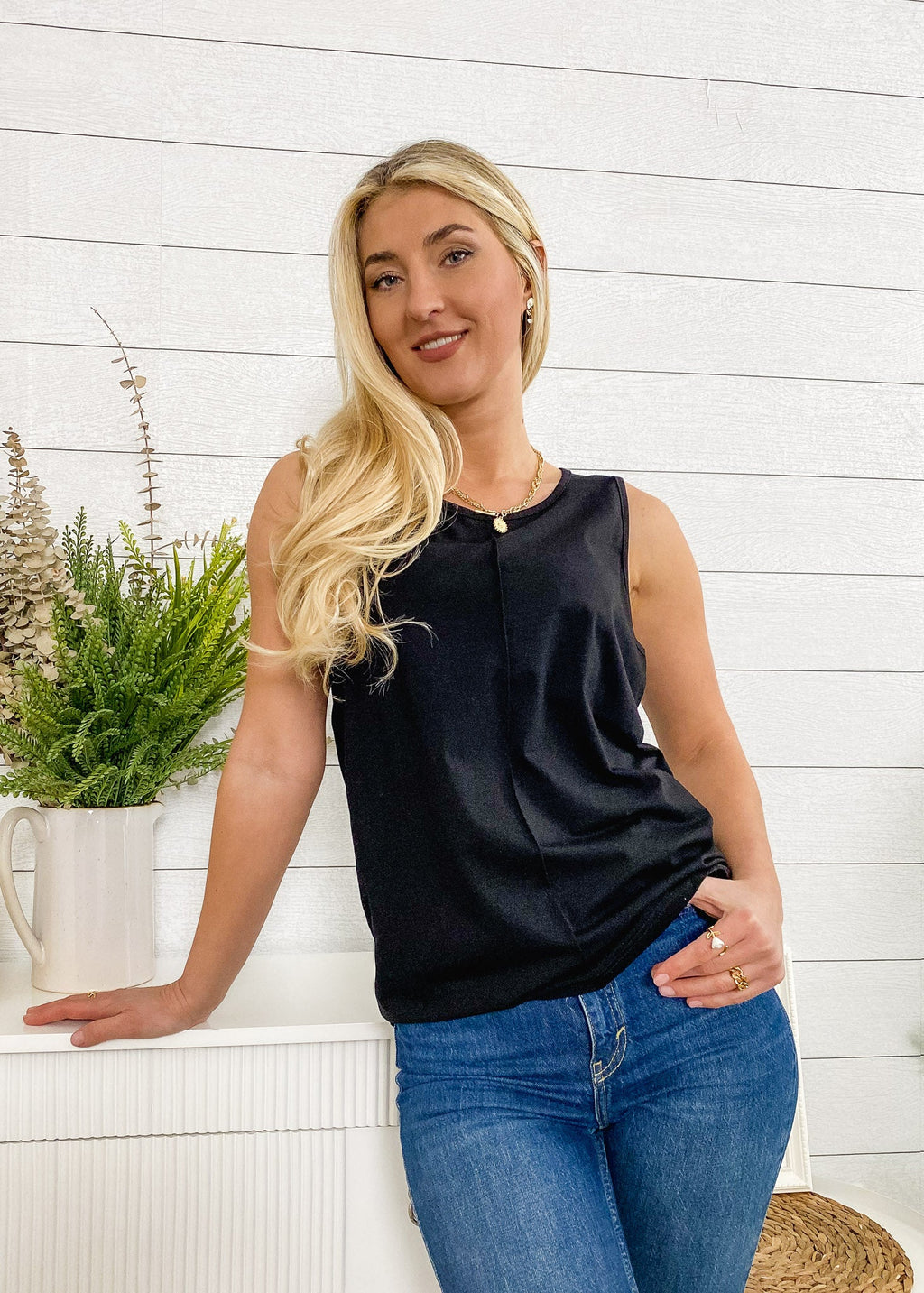 Camisetas sin mangas para uso informal, camisetas lisas con cuello redondo, camisetas de verano