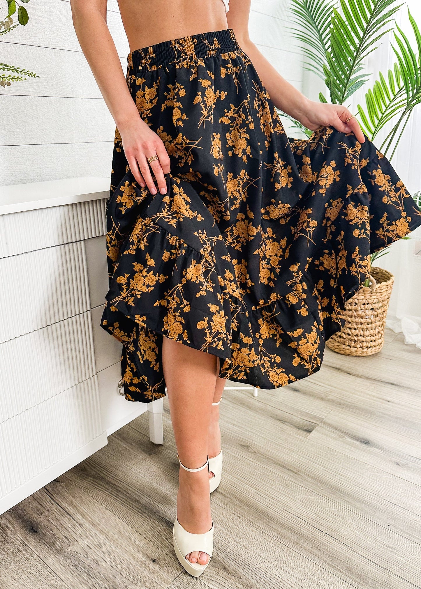 Gartered Floral Print Midi Skirt