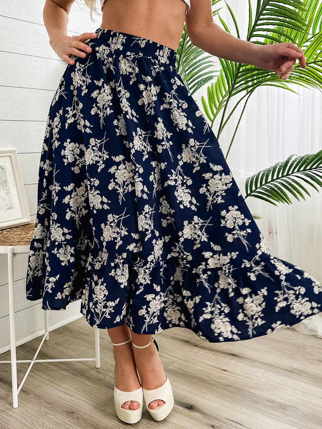 Gartered Floral Print Midi Skirt