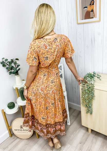 Vestido con lazo en la cintura y estampado de cachemira 