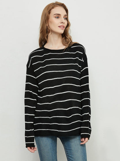 Crew Neck Minimalist Striped Sweater