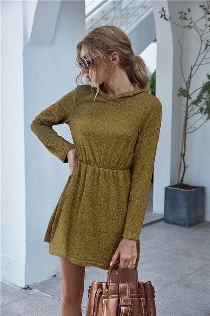 Vestido ligero de manga larga con capucha para primavera