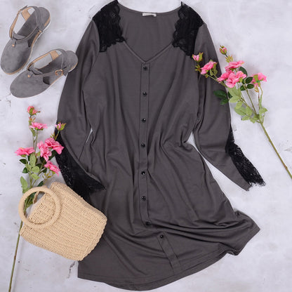 Vestido camisero con detalle de encaje 