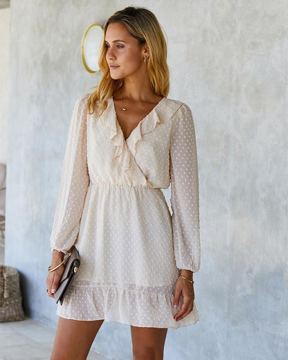 Vestido veraniego con volantes y lunares