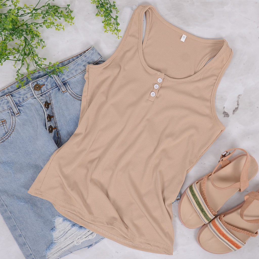 Camiseta sin mangas con botones y canalé