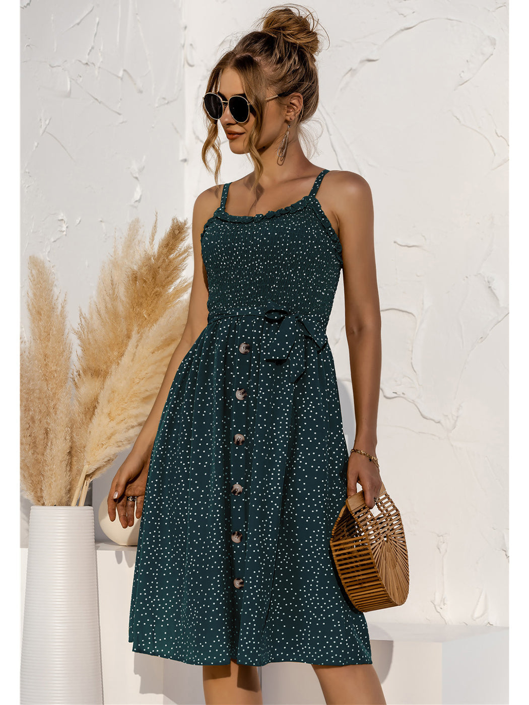Vestido fruncido con botones