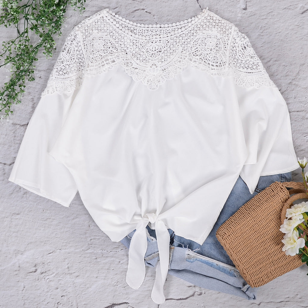 Blusa de gasa con lazo y encaje 