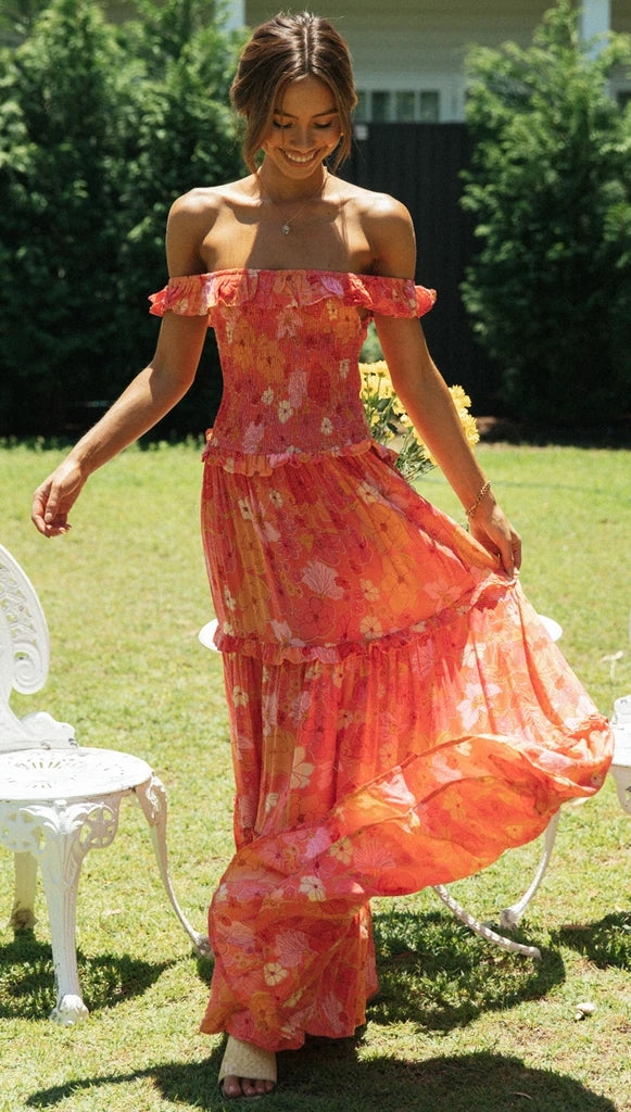 Vestido floral fruncido con tirantes 