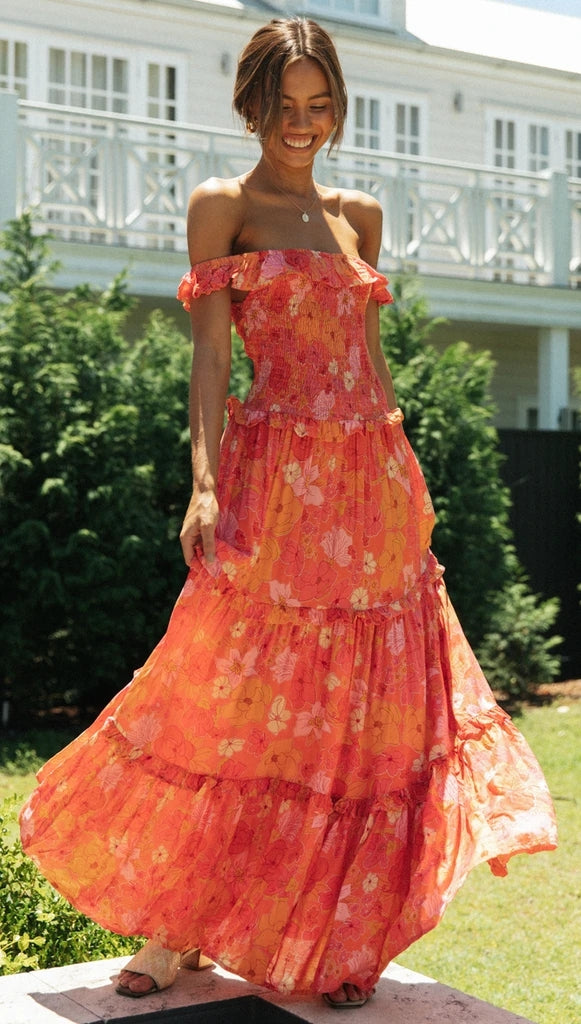 Vestido floral fruncido con tirantes 
