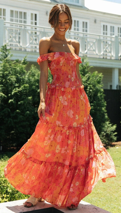 Vestido floral fruncido con tirantes 