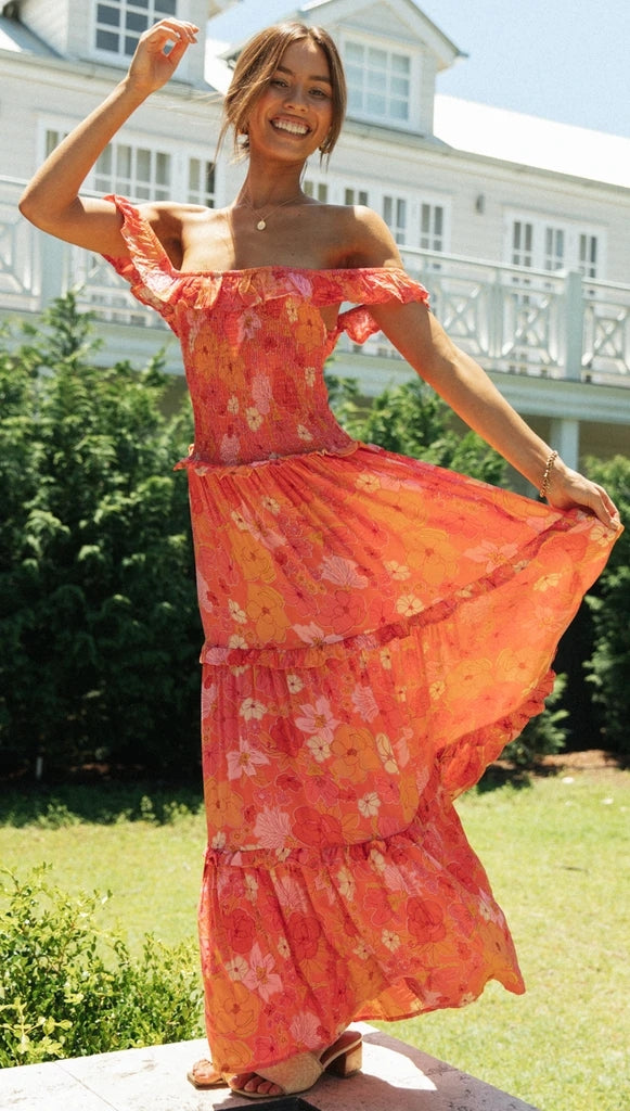 Vestido floral fruncido con tirantes 